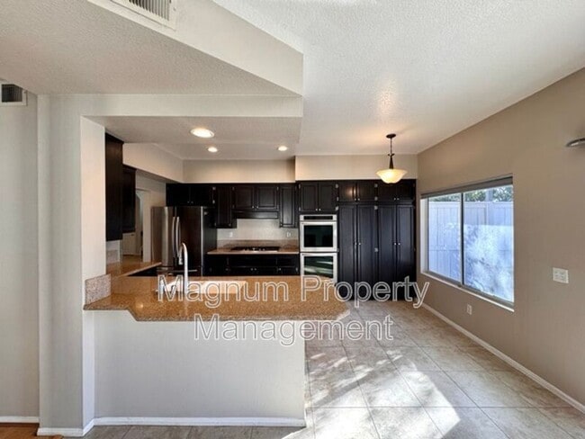 Building Photo - 40085 Temecky Way