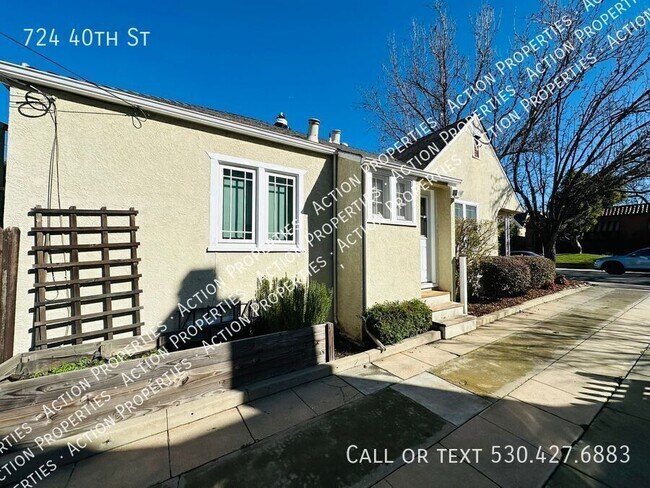 Building Photo - 724 40th St