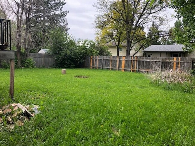 Building Photo - Single Family Home For Rent!