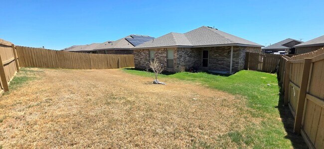 Building Photo - 1025 Pine Leaf Pl