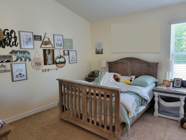 Building Photo - Beautiful 3BD/2.5BA 2 story condo in the Sherwood Lakes Neighborhood!