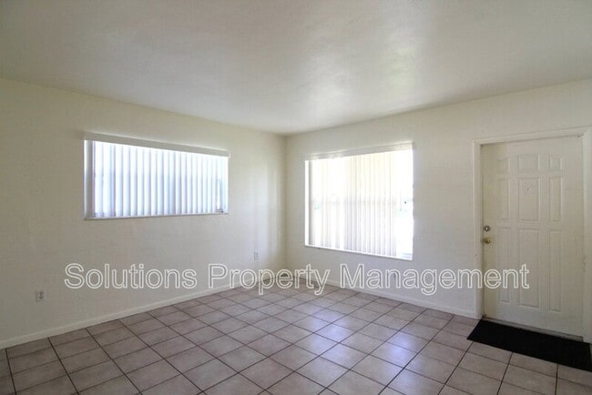 Building Photo - 309 W Rutgers St