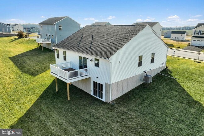 Building Photo - 77 Summerfield Dr