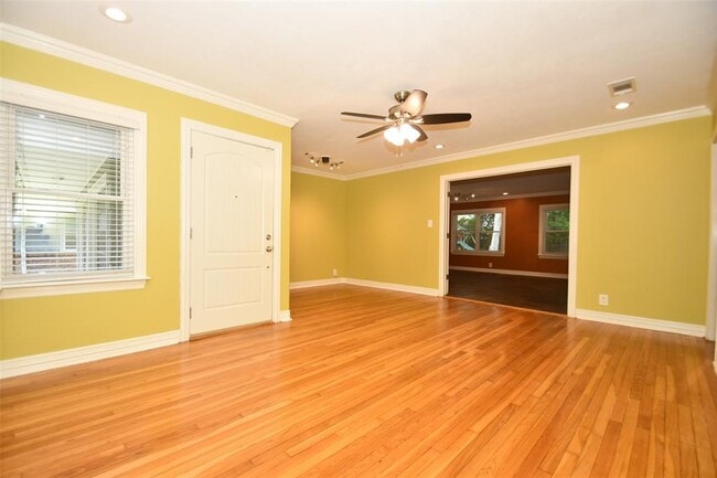 Building Photo - 5535 Berry Creek Dr