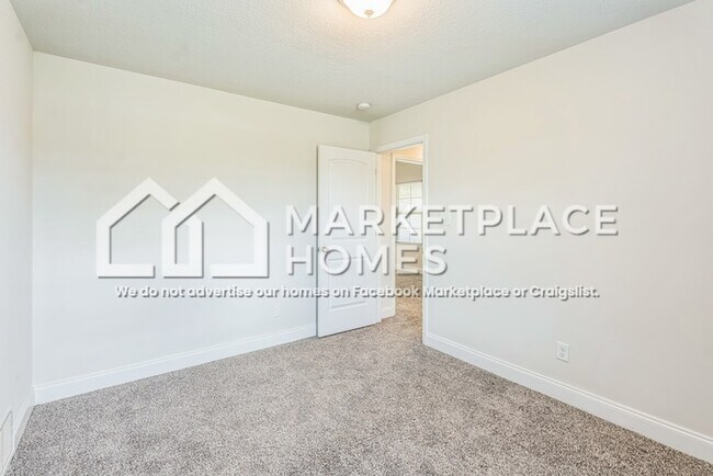 Building Photo - 2488 Marion Ln