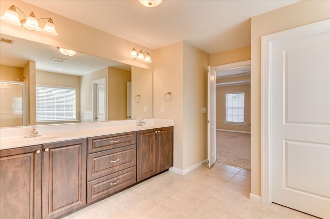 Building Photo - 835 Williford Run Dr