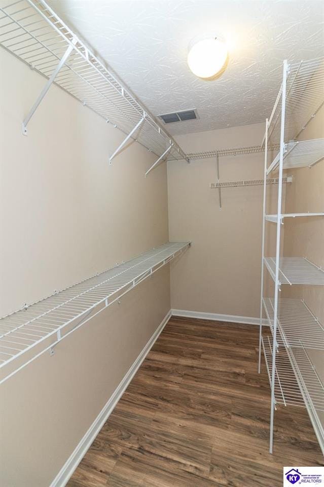 Building Photo - 134 Twin Lakes Dr