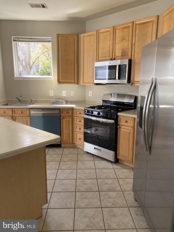 Building Photo - 9480 Virginia Center Blvd