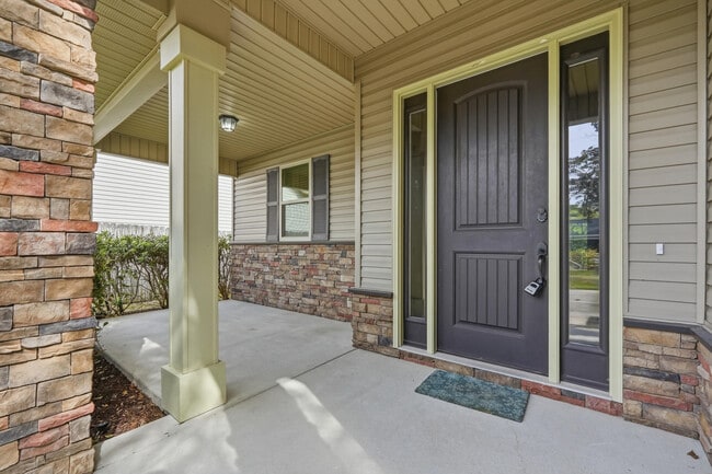 Building Photo - 1705 19th St