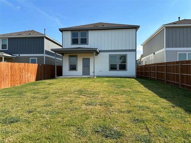 Building Photo - 253 Redonda Dr