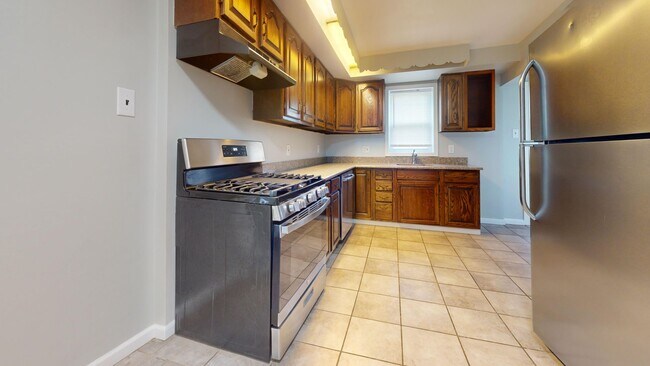 Building Photo - Beautiful Home in Northeast Philly