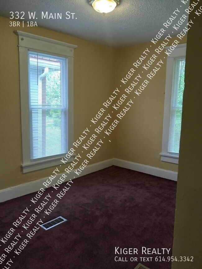 Building Photo - 3 Bedroom Townhouse