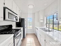 Building Photo - First-Floor Mira Mesa Condo with Patio & Ensuite Bedrooms