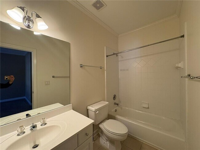 Building Photo - 5930 Abbotts Run Tr