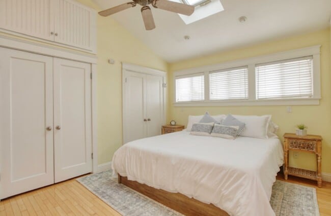 Building Photo - Beautiful Shell Beach Home