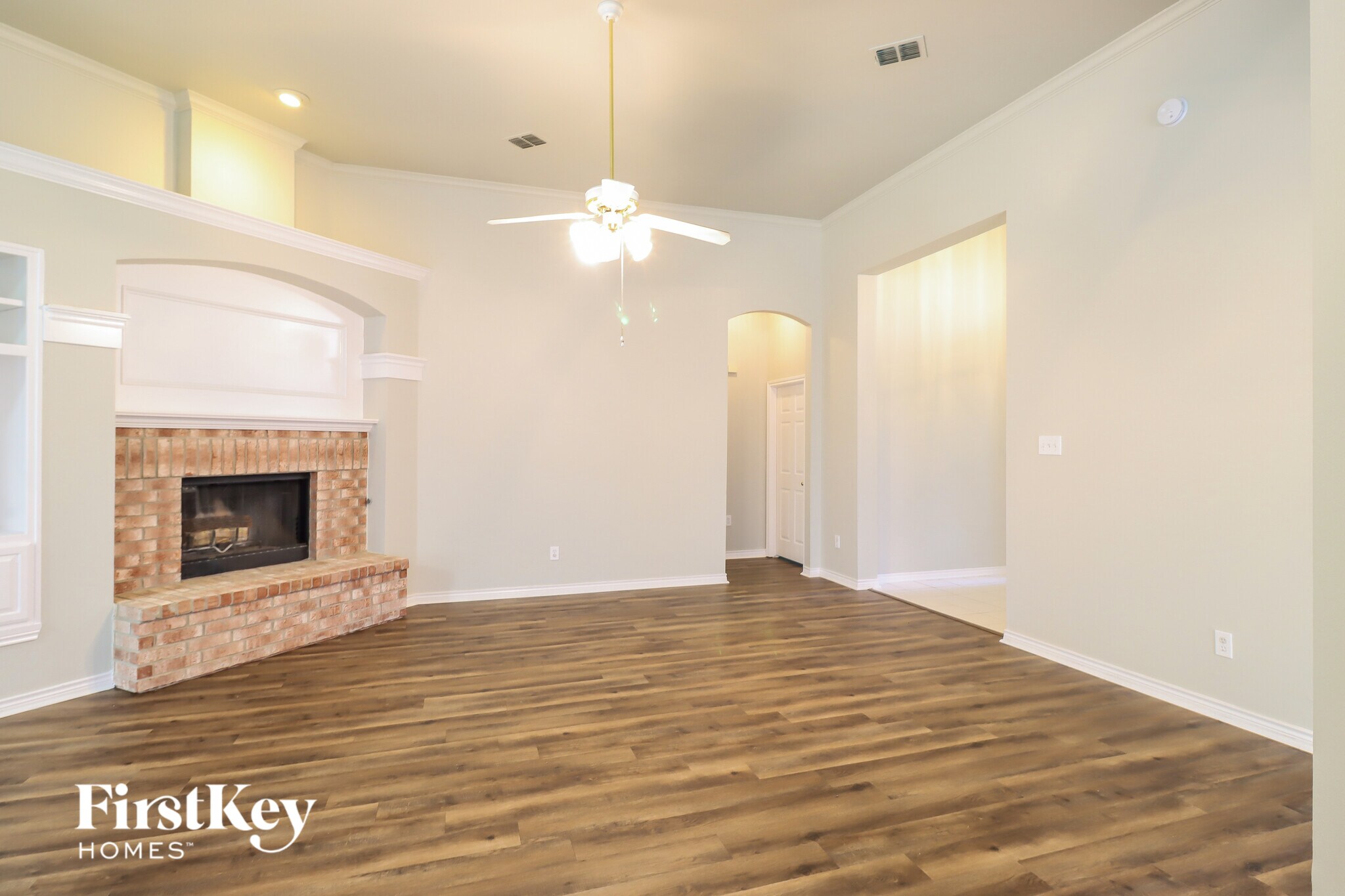 Building Photo - 2204 Reedway Ct