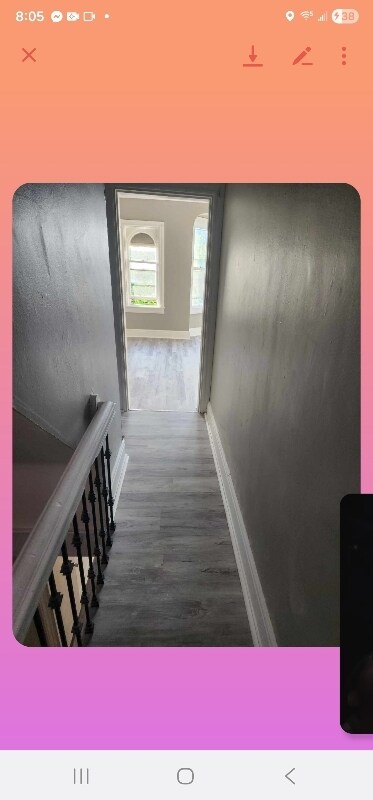 Building Photo - 486 Linden Ave