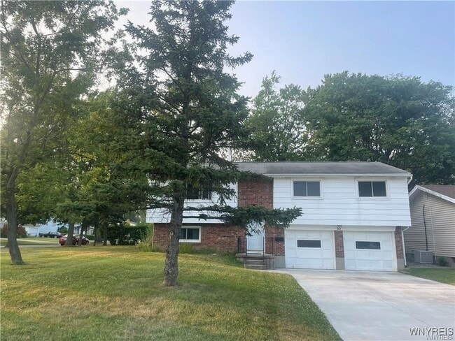 Building Photo - 35 Tomcyn Dr