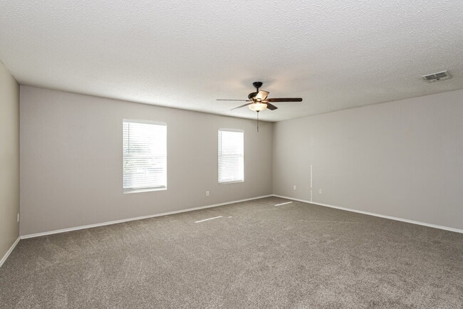 Building Photo - 532 Hertford St