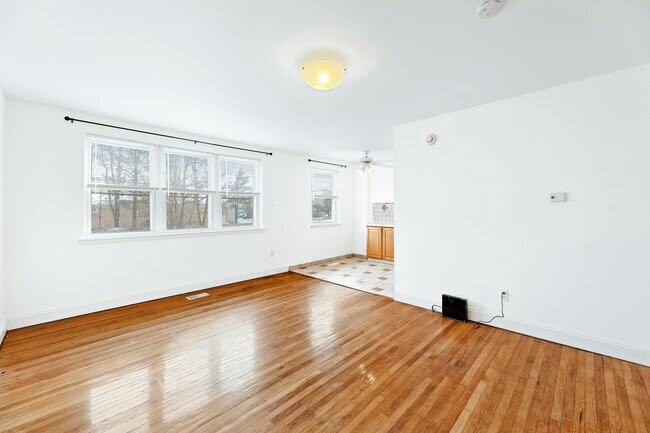 Building Photo - 12450 Knights Rd