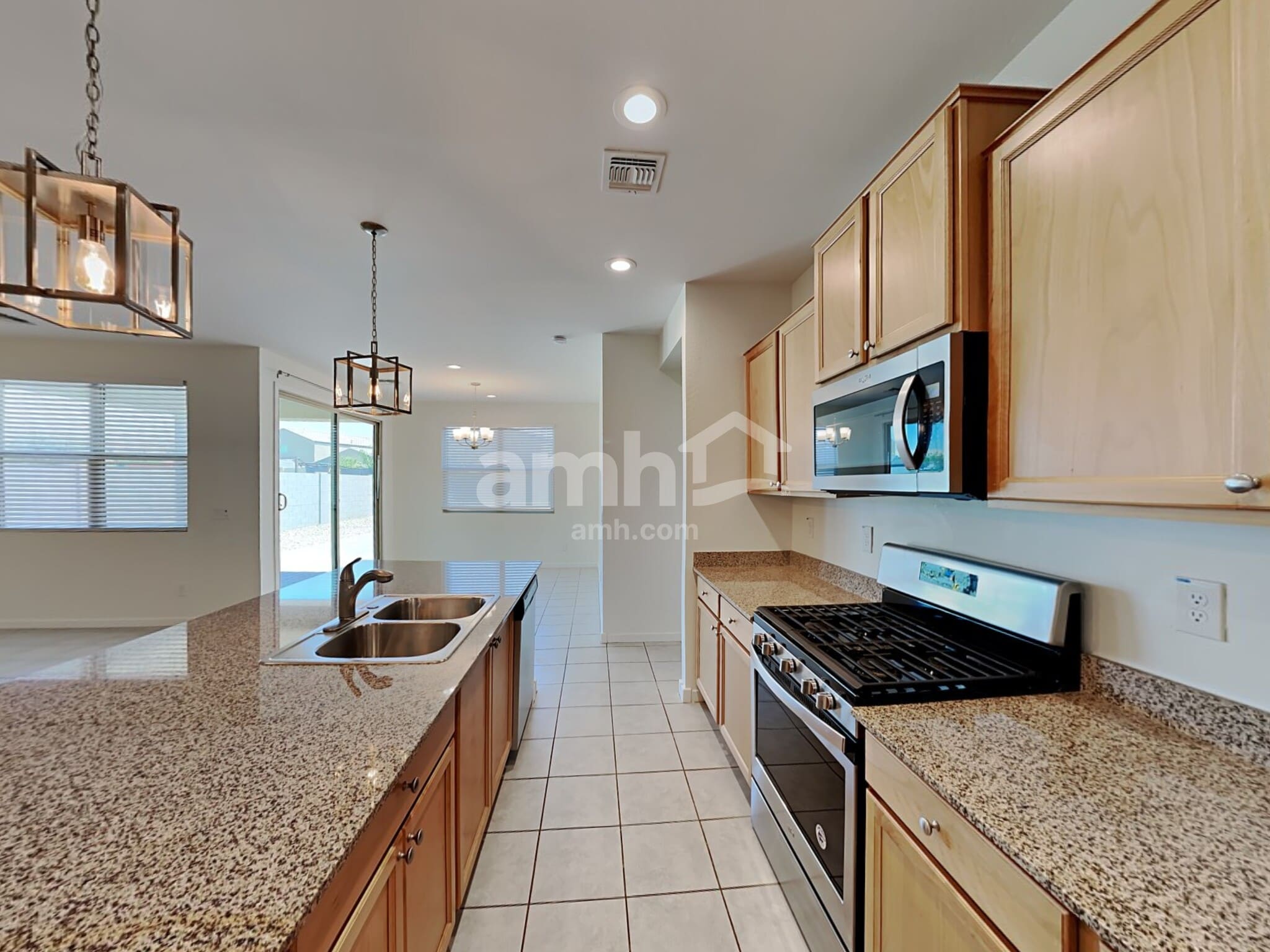 Building Photo - 701 W Micanopy Trl.