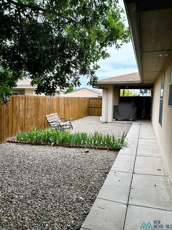 Building Photo - 3206 N Richardson Ave