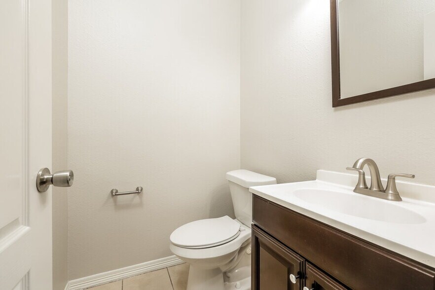 Building Photo - 26118 Cypresswood Dr