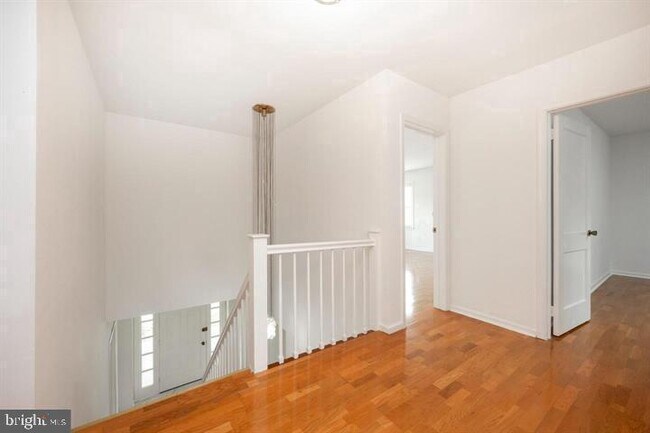 Building Photo - 1226 Fleetwood Rd