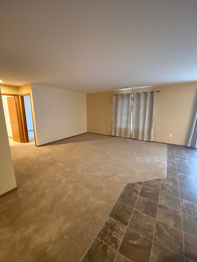 Building Photo - 12205 SE 262nd Ct