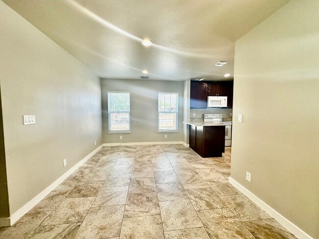 Building Photo - Riverfront Bungalow #9