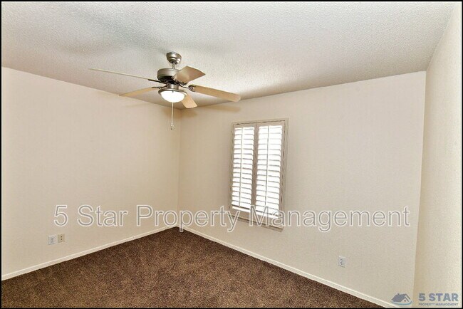 Building Photo - 6372 Franklin Ridge Dr