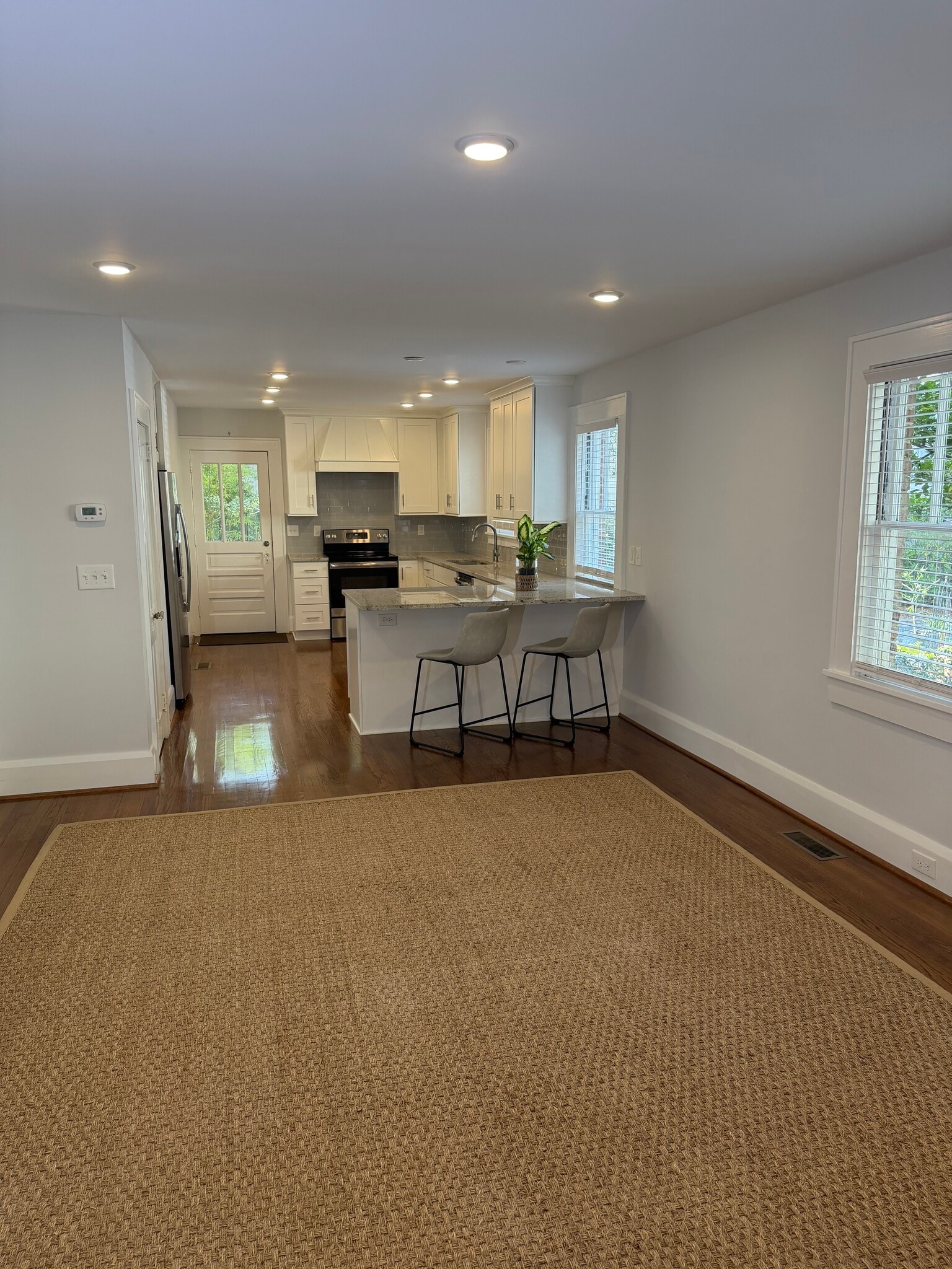 Building Photo - 41 A Smith St