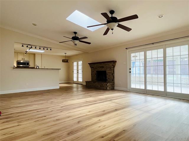 Building Photo - 14312 Tanglewood Dr