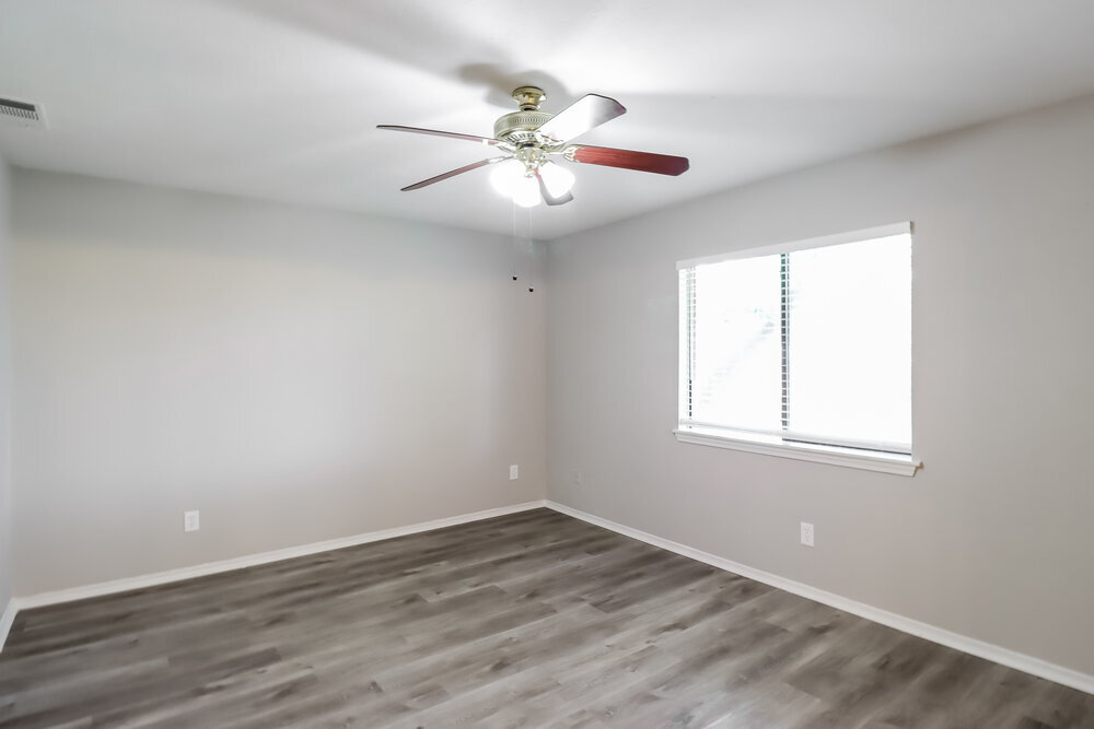 Building Photo - 1702 Clark Trail