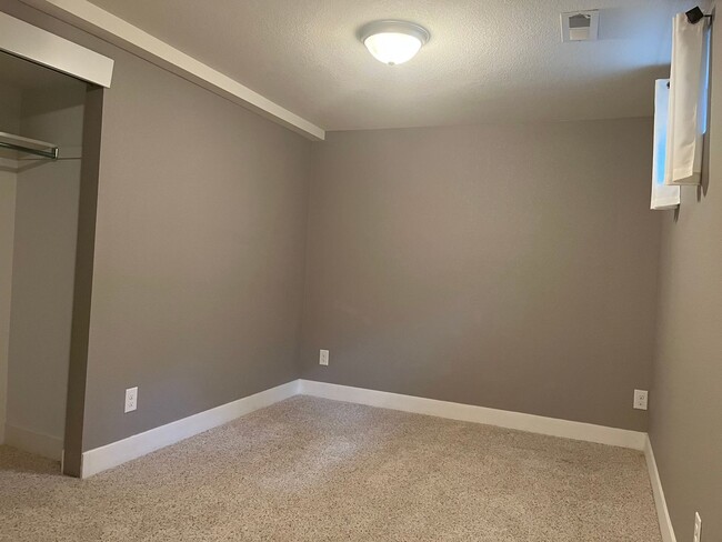 Building Photo - Beautiful 2 Bedroom + 2 Bonus Rooms, 3 Bat...