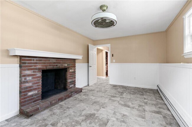 Building Photo - 21 Reardon Dr