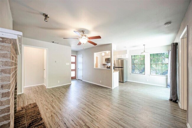 Building Photo - 2106 Nickerson St