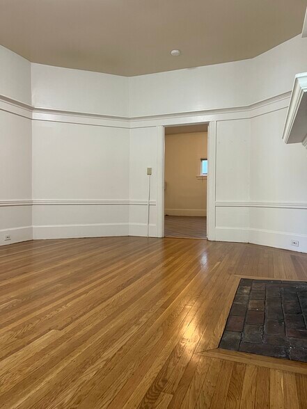 Building Photo - 2708 Channing Way