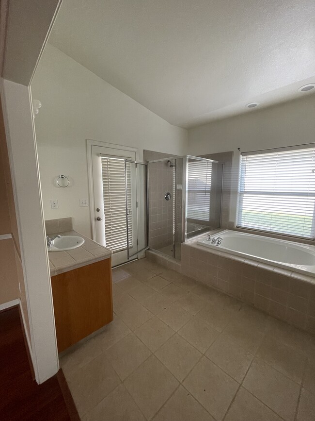 Master Bathroom Left side - 5648 W Millbrae Ave