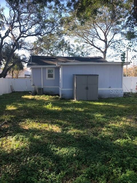 Building Photo - 1802 E Comanche Ave