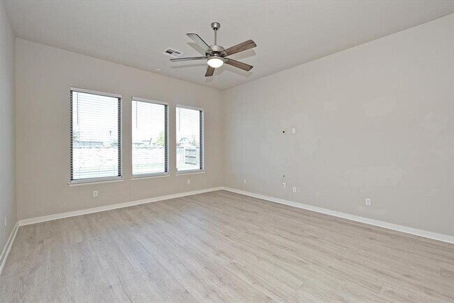 Building Photo - 469 Coyote Crk Wy