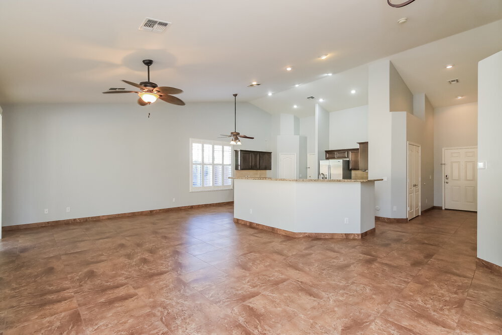 Building Photo - 20960 E Via Del Rancho Rd