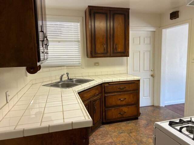 Building Photo - 3/1 home in Arden neighborhood!