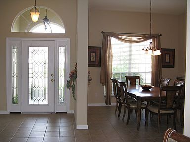 Building Photo - 2706 Patrician Cir