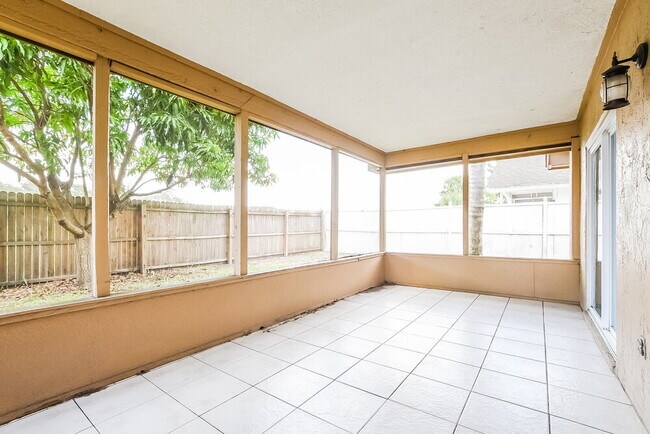 Building Photo - 1264 Rising Sun Blvd