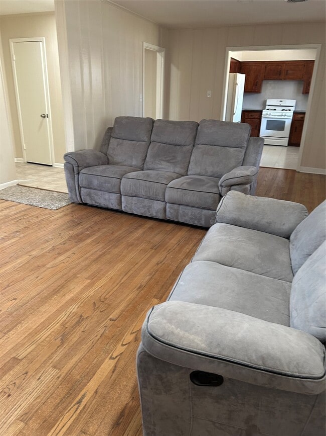 Building Photo - 3927 Faulkner St