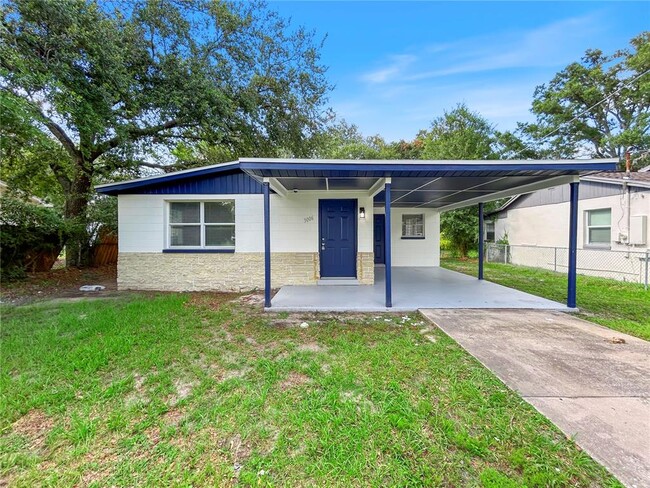Primary Photo - 3006 E Idlewild Ave