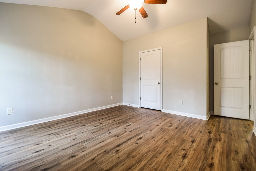 Building Photo - 71 Cliffhaven Cir