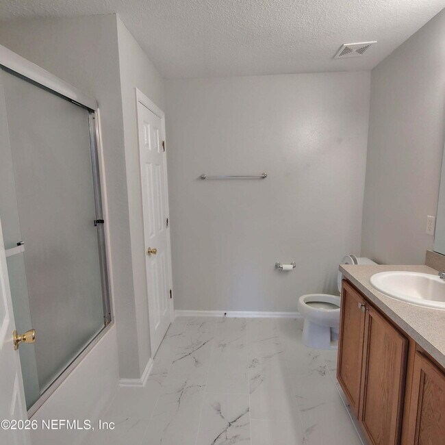 Building Photo - 76195 Deerwood Dr