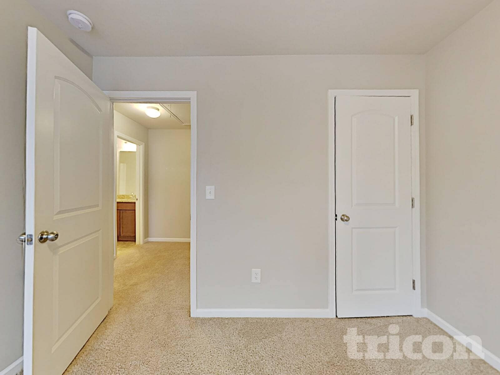 Building Photo - 2046 Aragon Lane